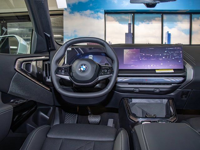 2026 BMW X3 30 - Photo 16