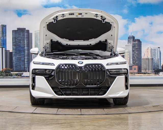 2025 Bmw 760i xDrive photo 4