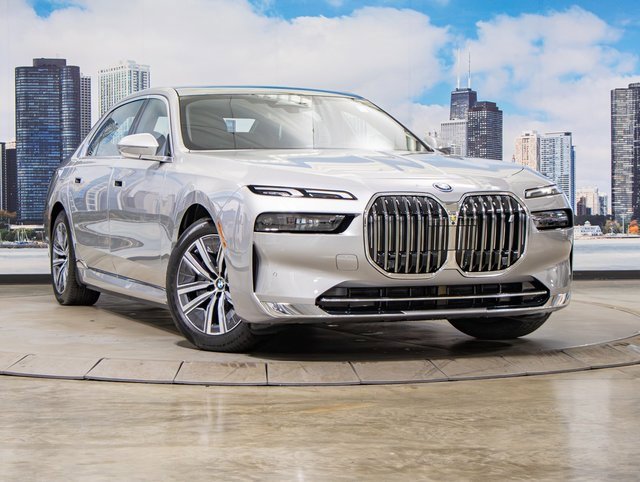 2025 BMW i7 Sedan 