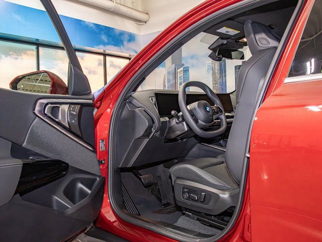 2026 BMW X3 30 - Photo 13