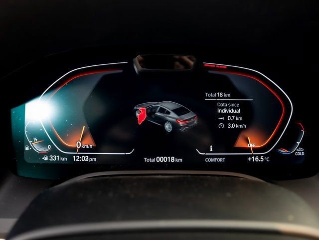 2026 BMW 8 Series 840i - Photo 17