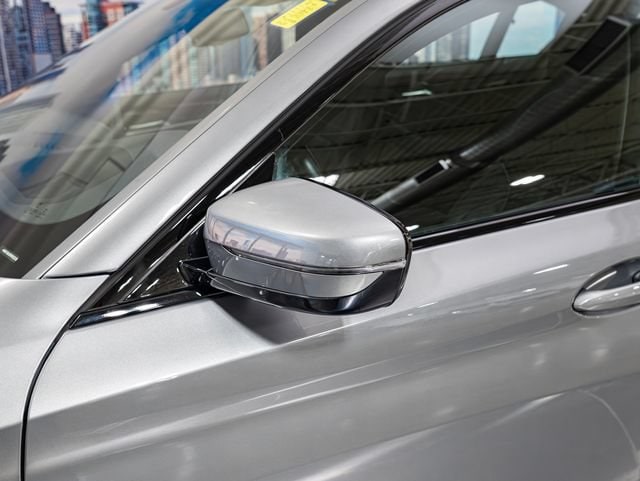 2023 BMW 5 Series 540i - Photo 10