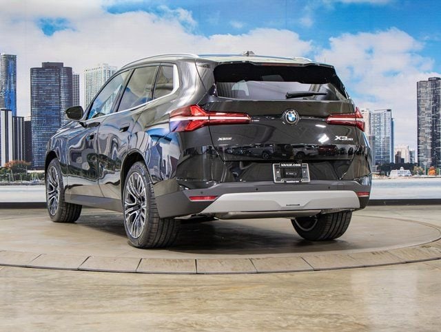 2026 BMW X3 30 - Photo 9