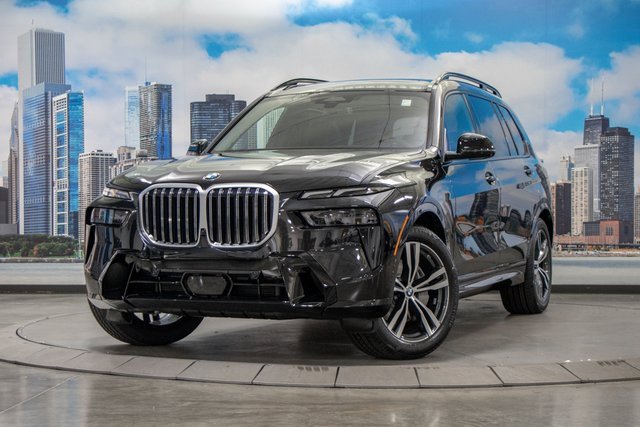 Used 2024 BMW X7 40i with VIN 5UX23EM05R9U89641 for sale in Lake Bluff, IL