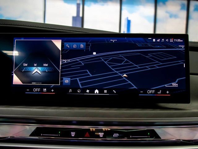 2026 BMW 7 Series 740i - Photo 18
