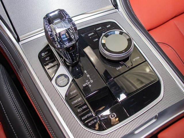 2026 BMW 8 Series 840i - Photo 19