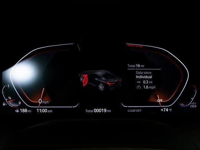 2026 BMW 8 Series 840i - Photo 17