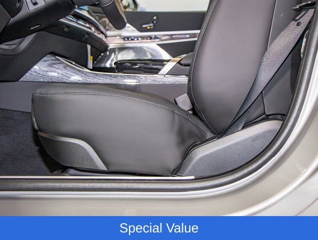 2025 BMW i7 60 - Photo 16