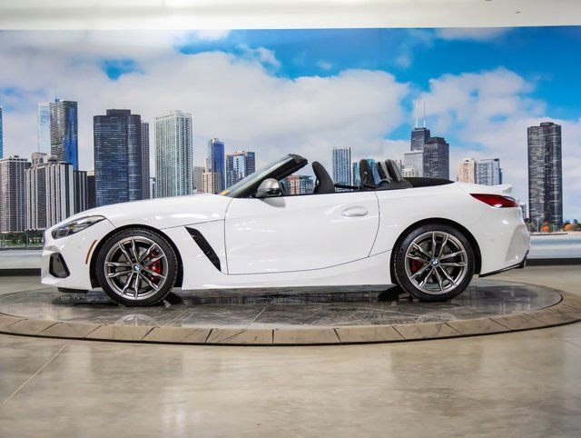 2026 BMW Z4 M40i - Photo 8
