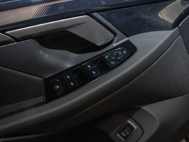 2027 BMW 5 Series 530i - Photo 15