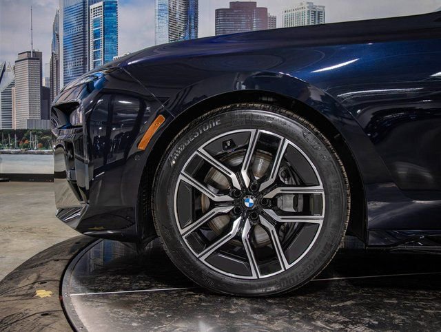 2026 BMW 7 Series 740i - Photo 7