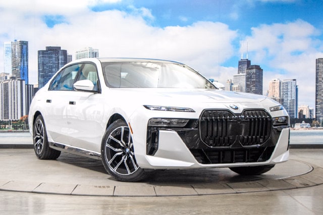 2026 BMW 760i Sedan 