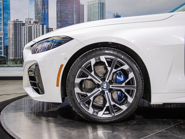 2026 BMW 4 Series 430i - Photo 7