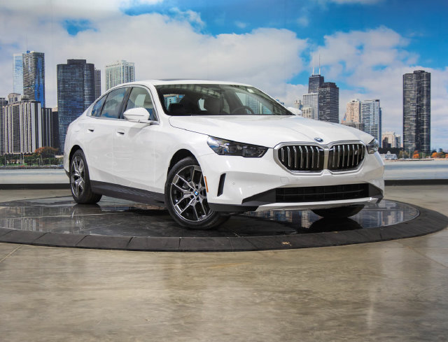 Used 2027 BMW i5 40 with VIN WBY63HG01VCY60001 for sale in Lake Bluff, IL