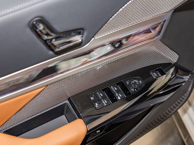 2026 BMW 7 Series 740i - Photo 14