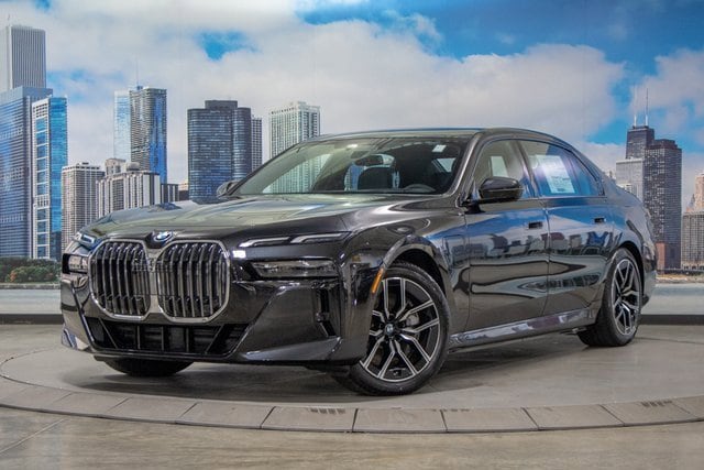 Used 2024 BMW 7 Series 750e with VIN WBA43EH00RCP15198 for sale in Lake Bluff, IL