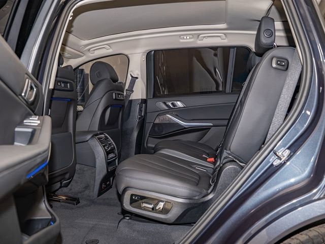 2022 BMW X7 40i - Photo 22