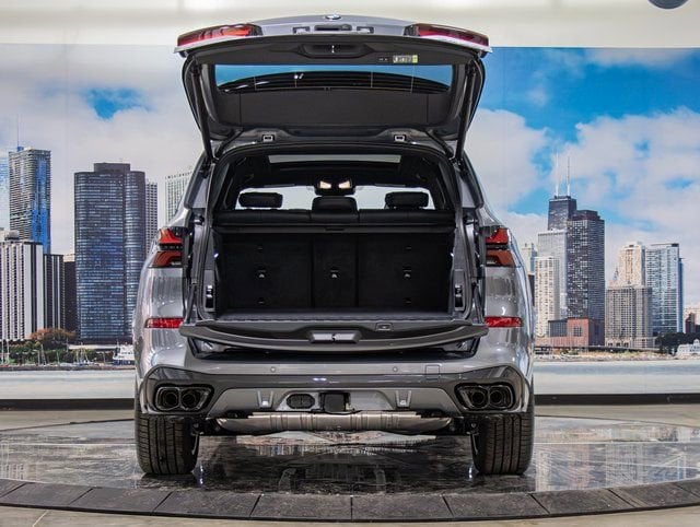 2026 BMW X5 M60i - Photo 12
