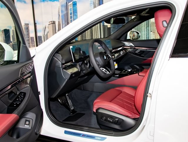 2027 BMW 5 Series 530i - Photo 13