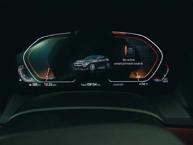 2026 BMW 8 Series 840i - Photo 17