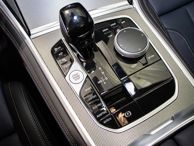 2025 BMW 8 Series 840i - Photo 20