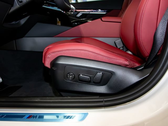 2027 BMW 5 Series 530i - Photo 15