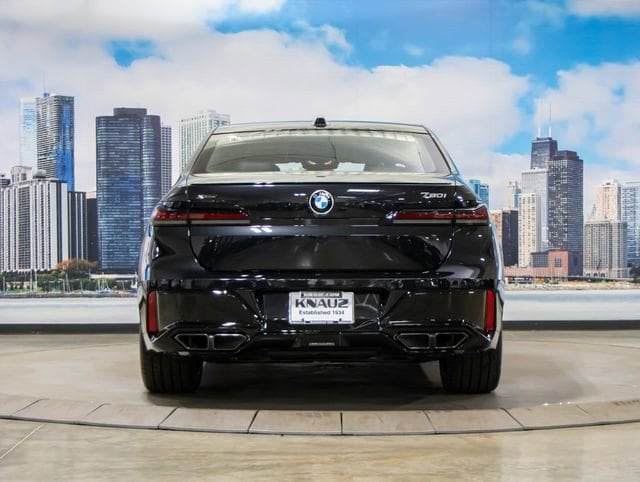 2026 BMW 7 Series 760i - Photo 11