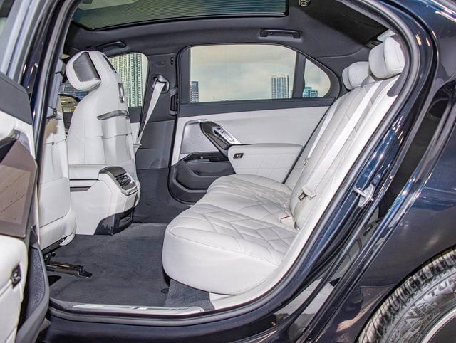 2026 BMW 7 Series 740i - Photo 22