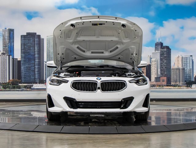 2026 Bmw 230i xDrive photo 4