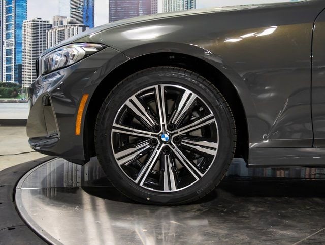 2026 BMW 3 Series 330i - Photo 7