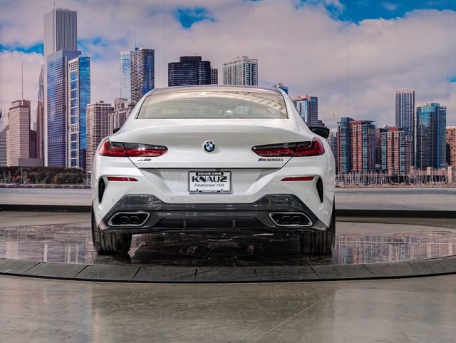 2026 BMW 8 Series M850i - Photo 11