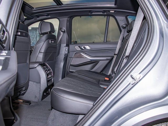 2026 BMW X5 M60i - Photo 22