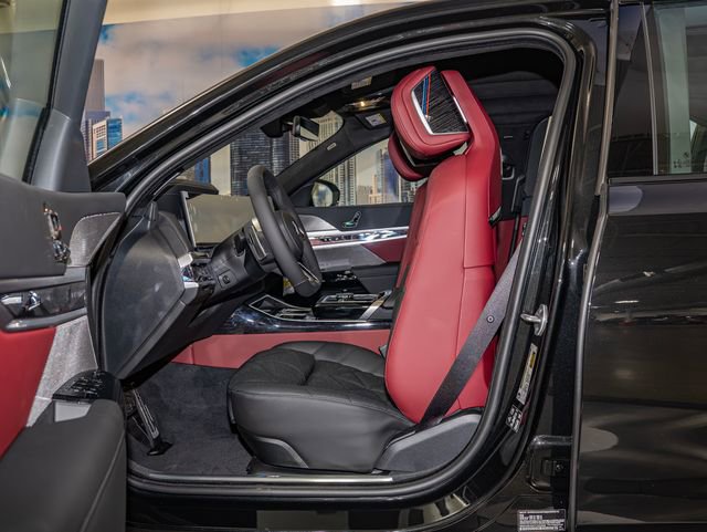 2026 BMW 7 Series 740i - Photo 20