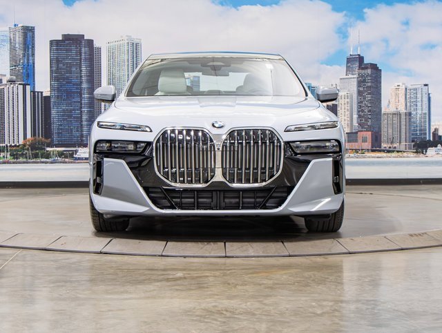 2025 Bmw 760i xDrive photo 3
