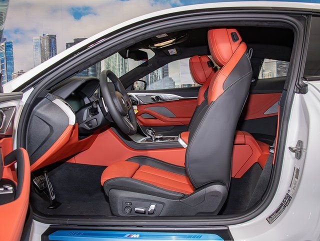 2026 BMW 8 Series 840i - Photo 20