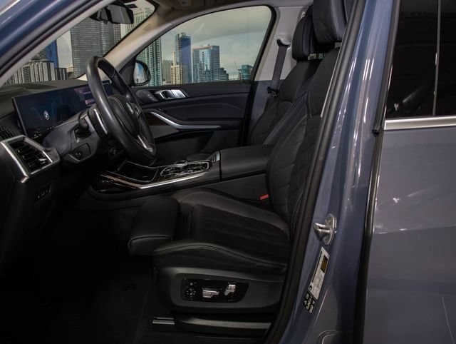 2026 BMW X7 40i - Photo 19