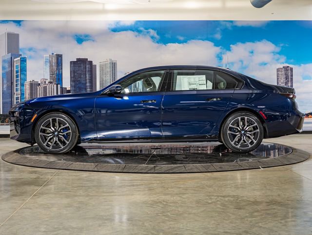 2026 BMW 7 Series 740i - Photo 6