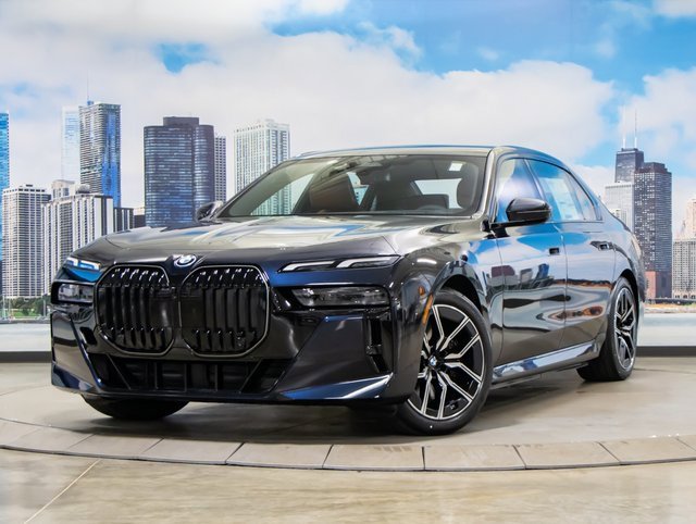 Used 2025 BMW i7 xDrive60 with VIN WBY53EJ03SCV04194 for sale in Lake Bluff, IL