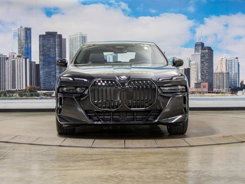 Used 2025 BMW 750e xDrive Sedan