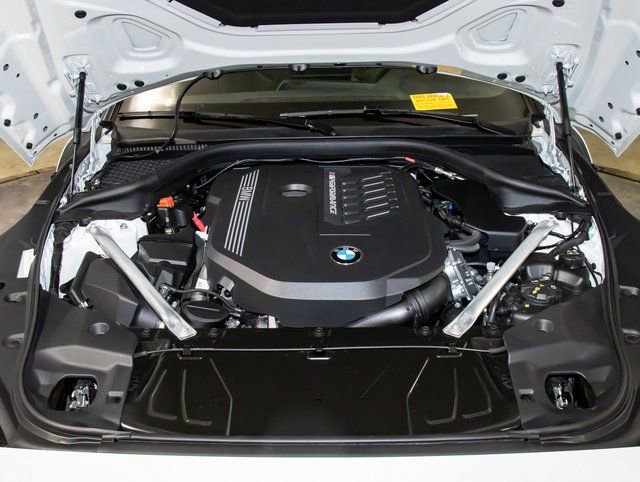 2026 BMW Z4 M40i - Photo 7