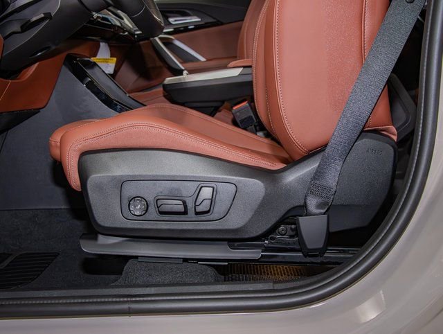 2026 BMW X1 28i - Photo 15