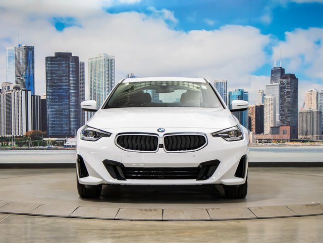 2025 Bmw 230i xDrive Coupe photo 3