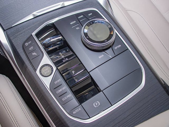 2026 BMW i4 M60 - Photo 19