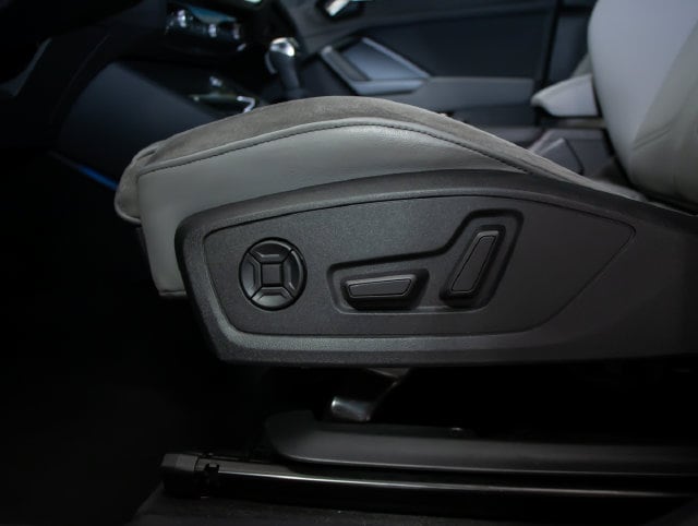 2022 Audi Q3 S Line Premium Plus - Photo 15