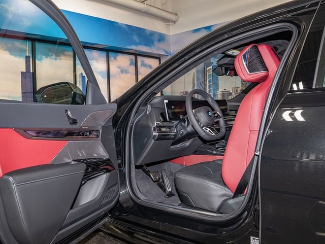 2026 BMW 7 Series 740i - Photo 13