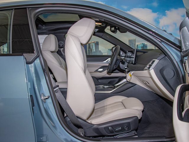 2026 BMW i4 M60 - Photo 21