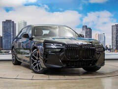 2025 BMW 740i xDrive Sedan