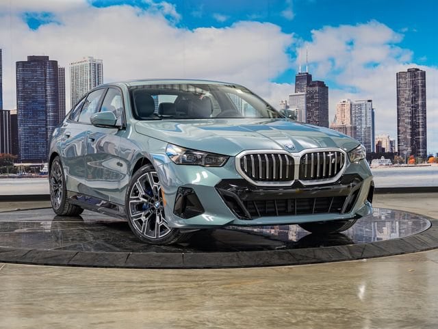 2027 BMW i5 xDrive40 Sedan's photo