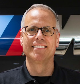 Staff member Bob Graziano from ID_e18f3be12823