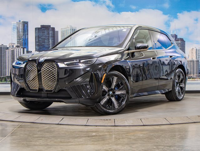 Used 2025 BMW iX Base with VIN WB523CF06SCU38933 for sale in Lake Bluff, IL